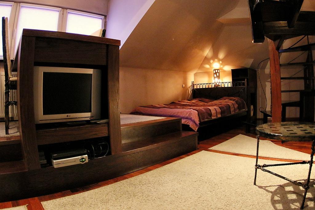 Krakow Jacuzzi Apartment Room photo
